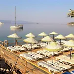 Nazan & Restaurant & 3* Assos