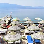 Nazan & Restaurant & 3*