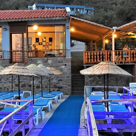 Nazan & Restaurant & 3* Assos