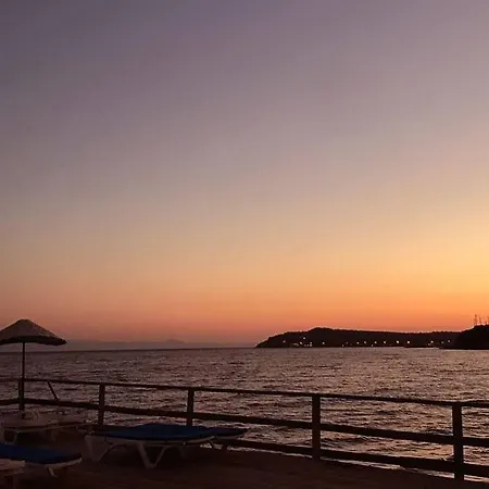 Nazan & Restaurant &