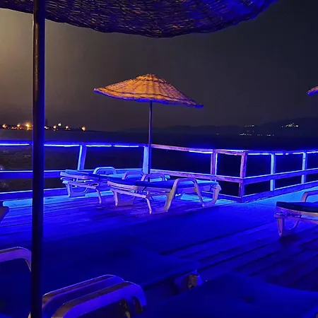 Nazan & Restaurant & 3*