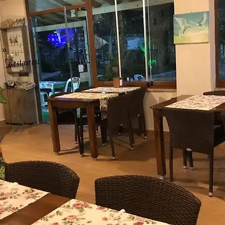 מלון Nazan & Restaurant & Assos