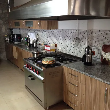 Nazan & Restaurant & 3*