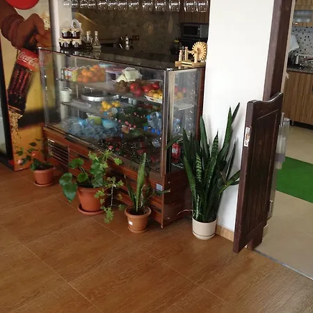 Nazan & Restaurant & Otel 3*
