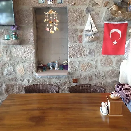 Nazan & Restaurant & Hotel 3*