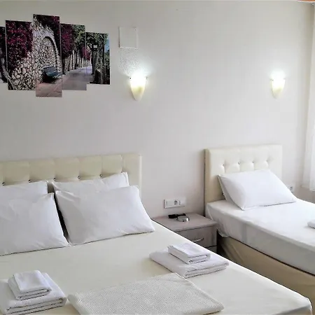 Nazan & Restaurant &