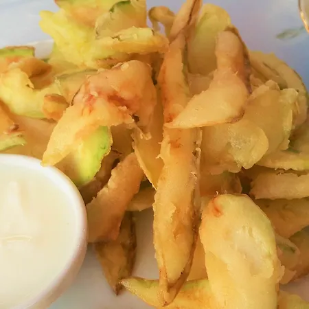 Nazan & Restaurant & מלון 3*