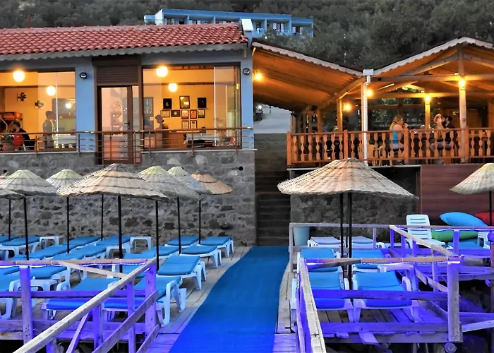 Nazan & Restaurant & 3* Assos