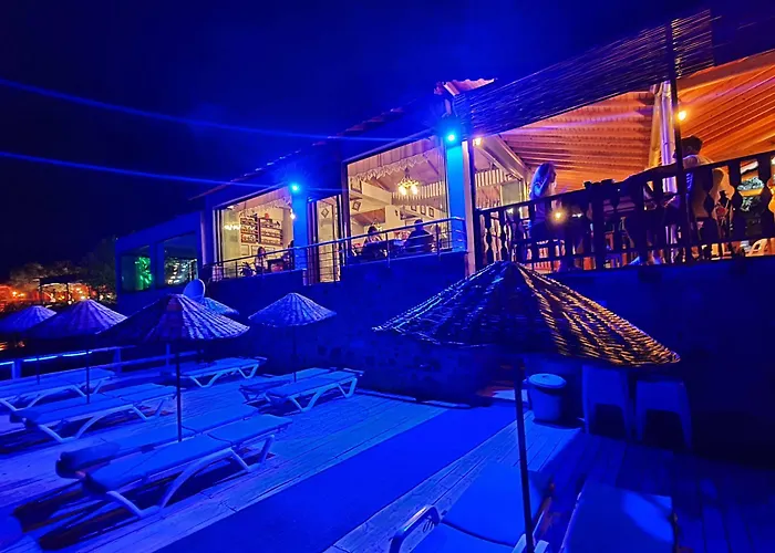 Nazan & Restaurant &