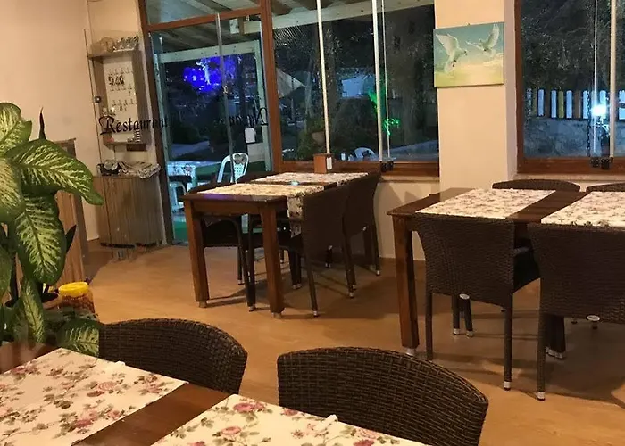 Hotel Nazan & Restaurant & Assos