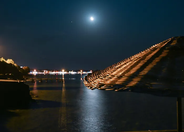 Nazan & Restaurant & Hotel