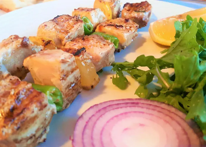 Nazan & Restaurant & 3*