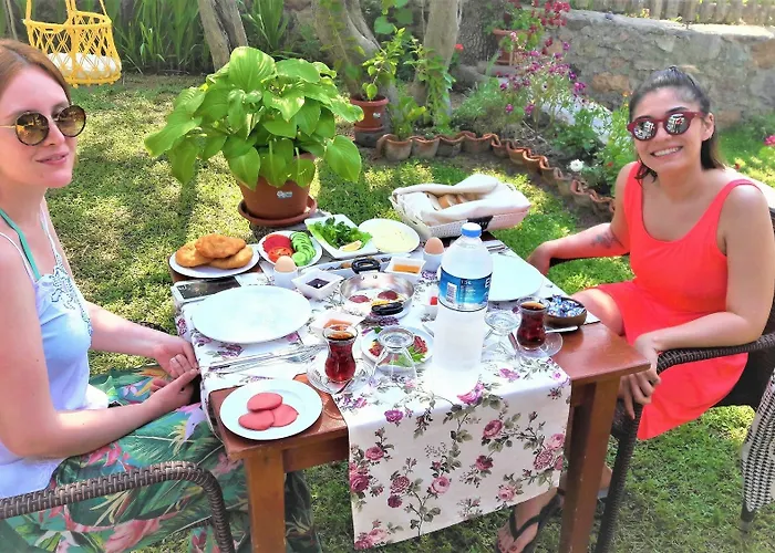 Hotel Nazan & Restaurant & 3*