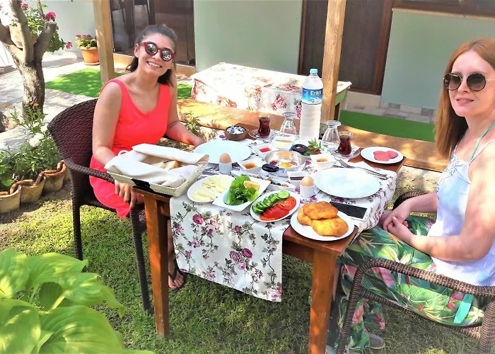 Hotel Nazan & Restaurant &